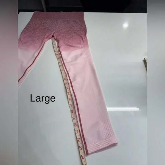 Pink Workout leggings size medium and large NWT - Picture 10 of 11